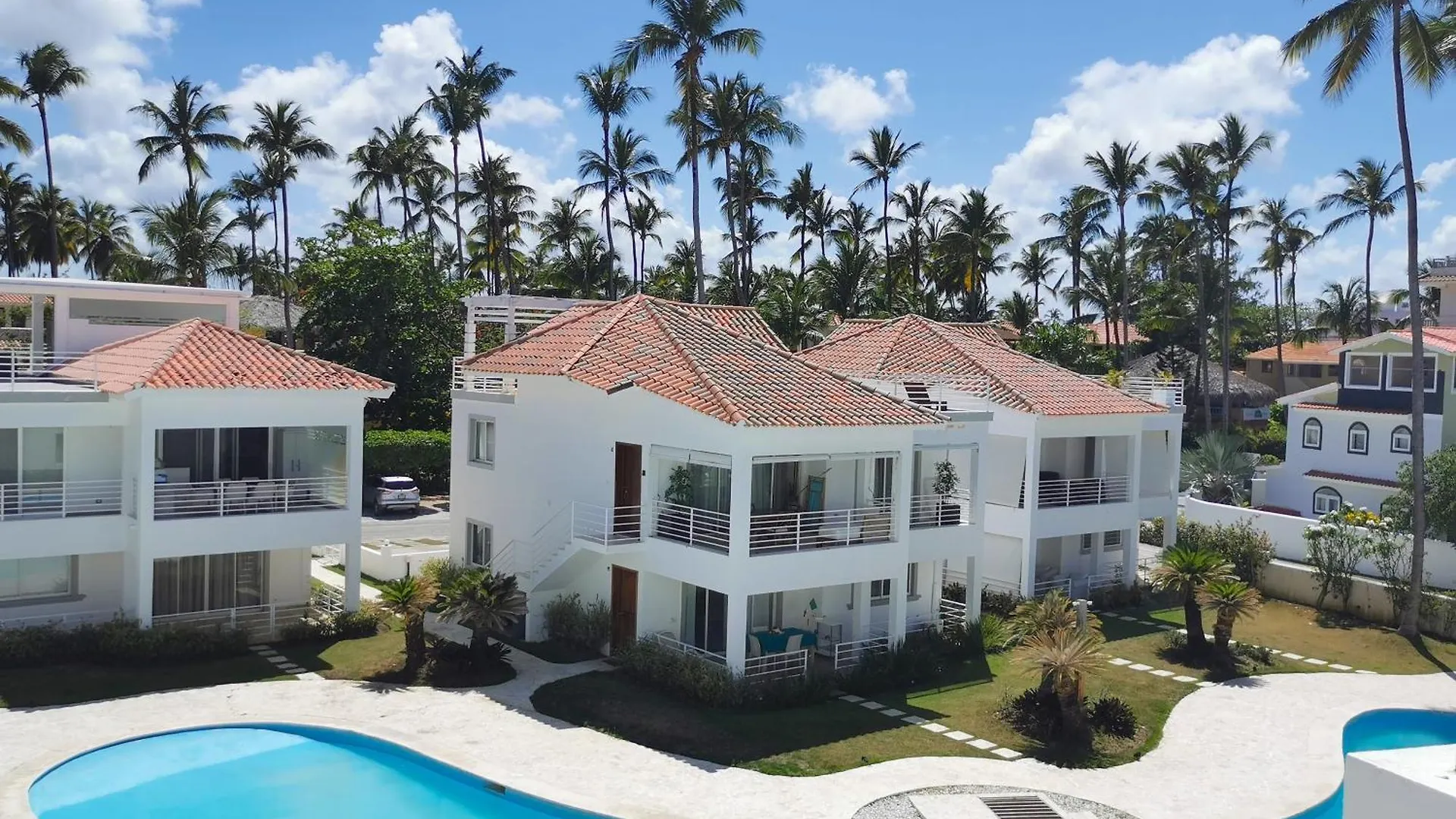 Deluxe Villas Los Corales Beach & Spa - Best Price For Vacation Rental Punta Cana