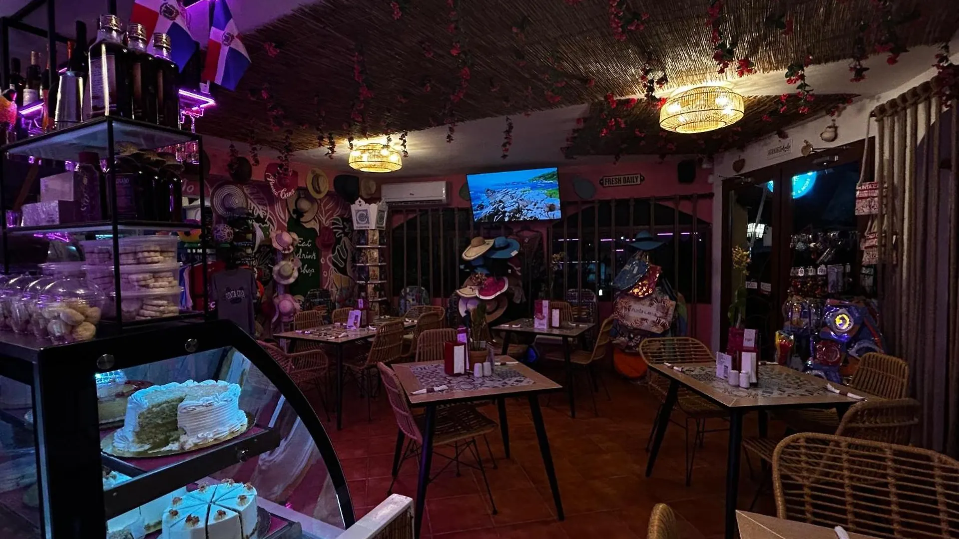 Hotel Deluxe Villas Los Corales Beach & Spa - Best Price For Vacation Rental Punta Cana