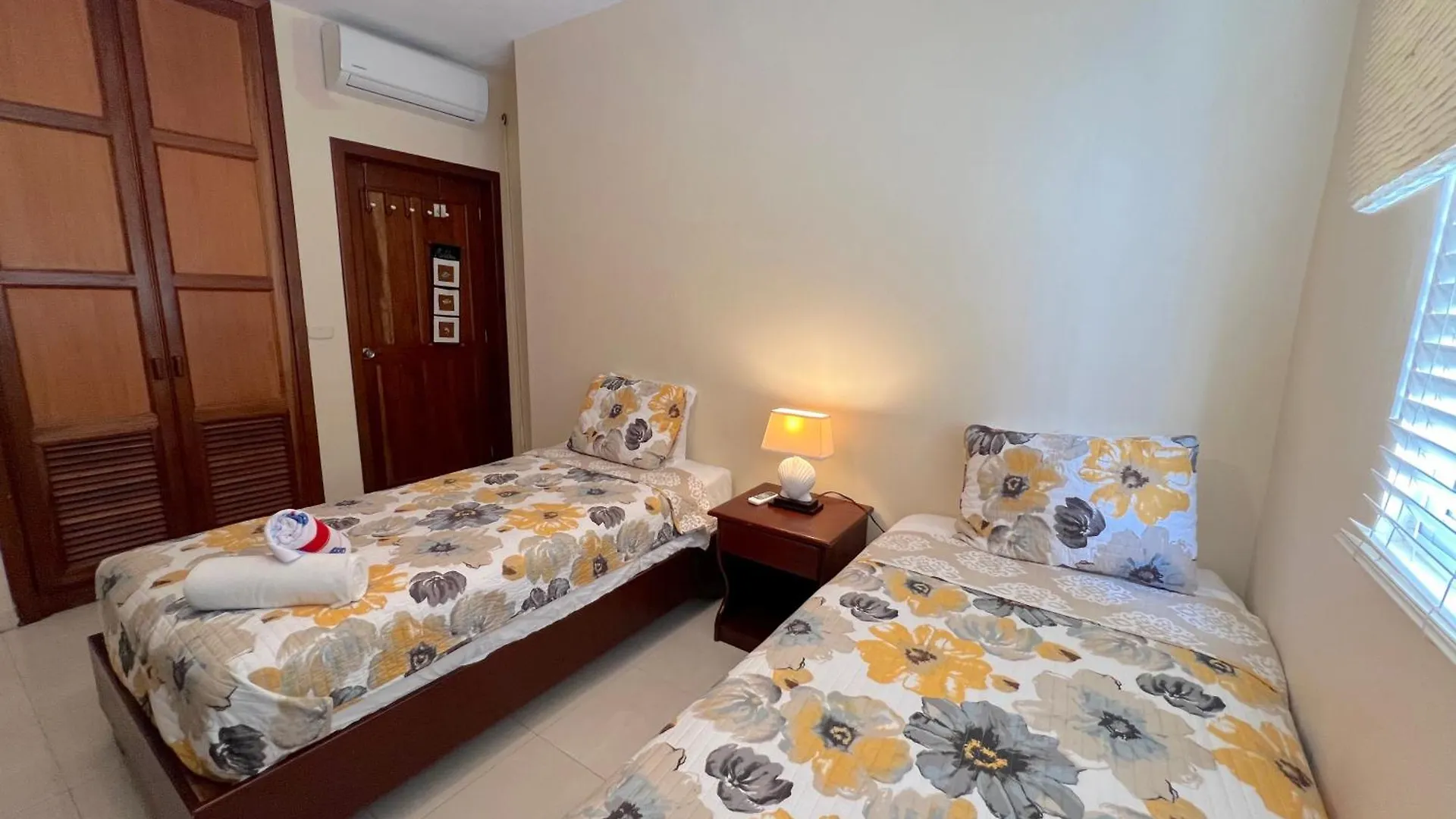 Deluxe Villas Los Corales Beach & Spa - Best Price For Vacation Rental Punta Cana Hotel