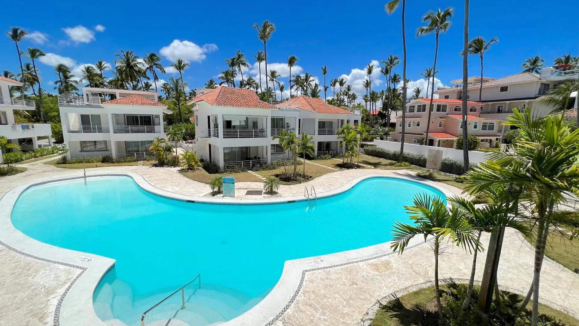 Deluxe Villas Los Corales Beach & Spa - Best Price For Vacation Rental Punta Cana 5*,