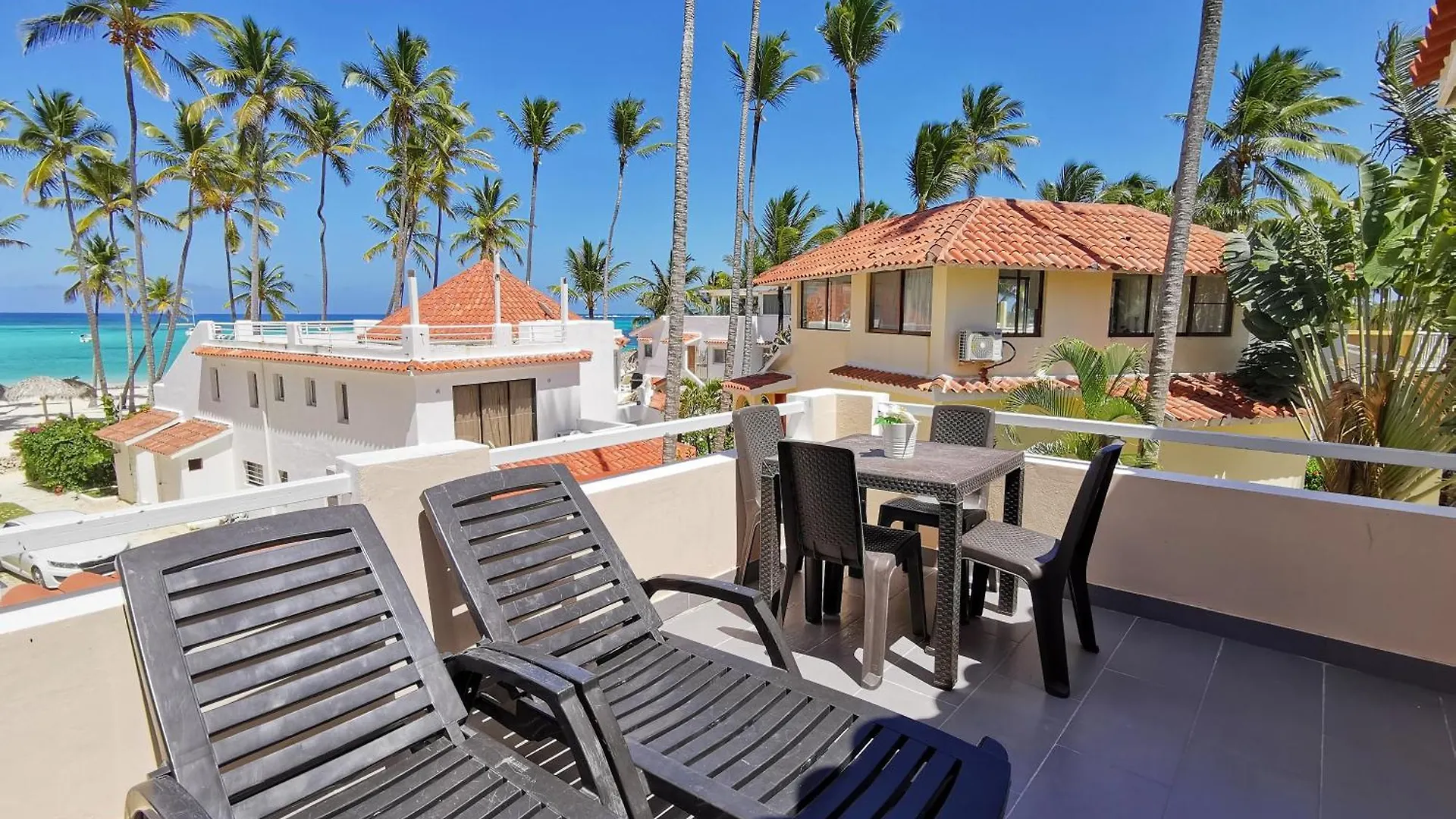Hotel Deluxe Villas Los Corales Beach & Spa - Best Price For Vacation Rental Punta Cana