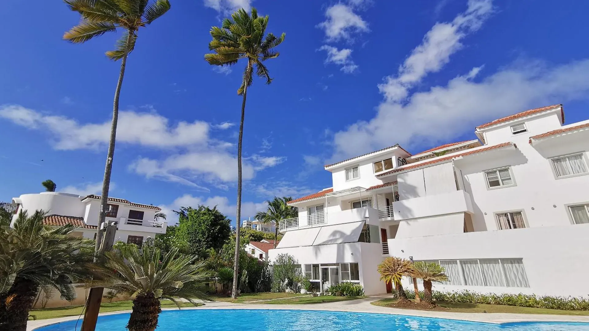 Deluxe Villas Los Corales Beach & Spa - Best Price For Vacation Rental Punta Cana Hotel